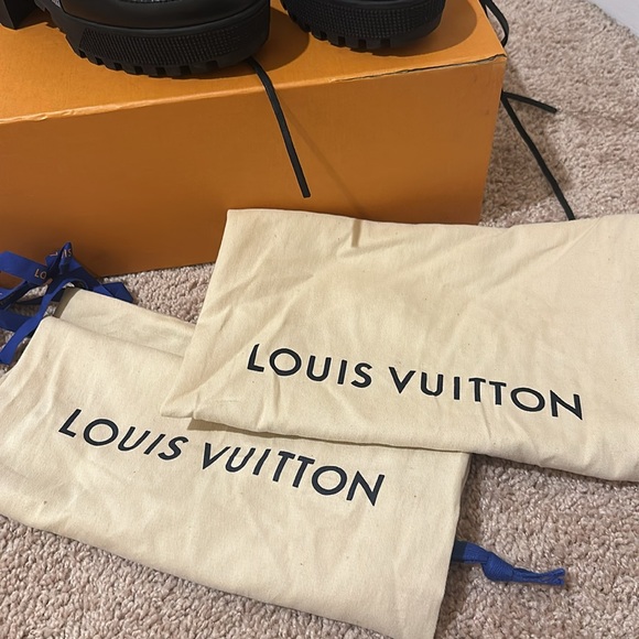 Louis Vuitton Boots - Picture 2 of 3